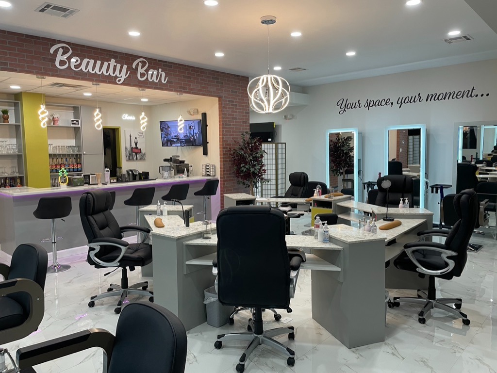 Friendzy Salon & Spa Nails space and Spa Pedicure Chairs 1